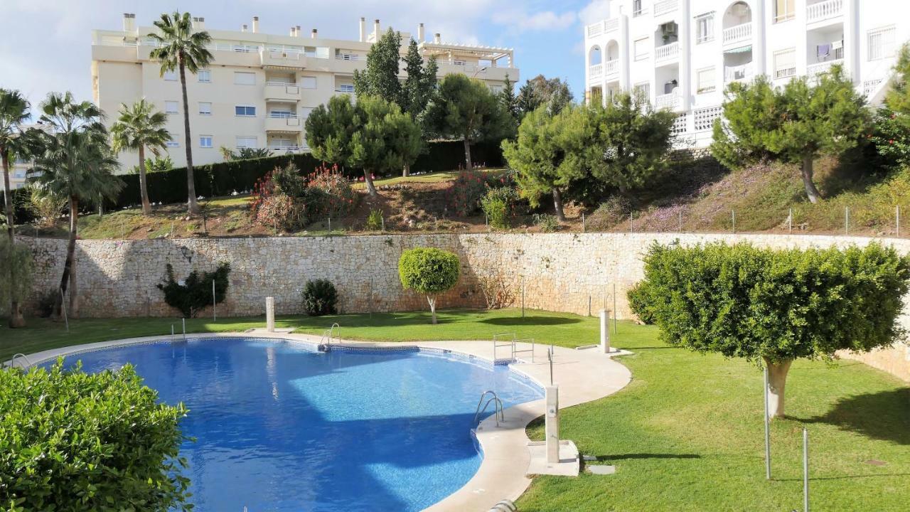 Апартаменты Apartamento Sol-Azul Малага Экстерьер фото