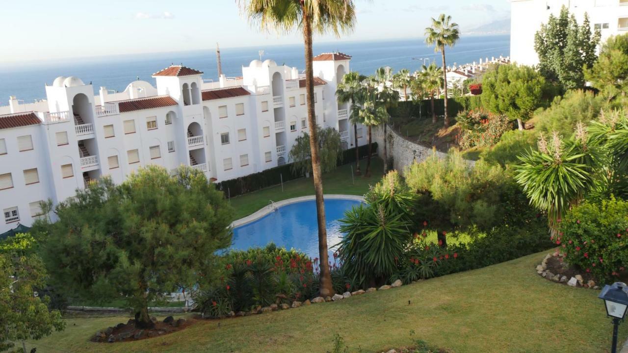 Апартаменты Apartamento Sol-Azul Малага Экстерьер фото